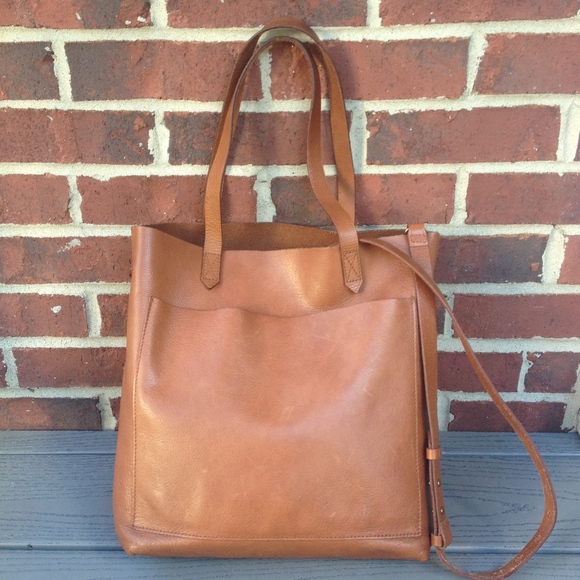 Madewell Handbags - Madewell Medium Transport Tote
